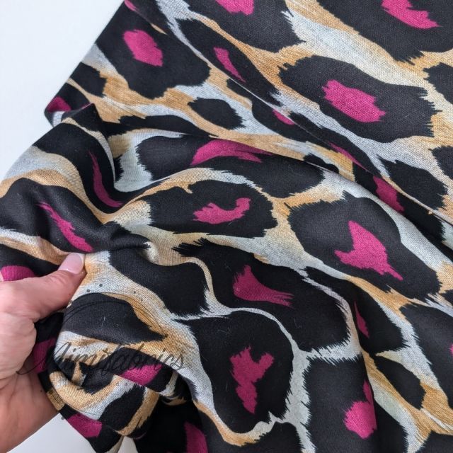 Knitted Interlock with Large Scale Leopard Print - Fuchsia (2-way stretch)