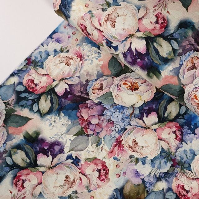 BOLT END 140cm - Viscose Jersey with Roses and Hydrangeas Version 1