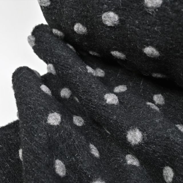 Knitted Boiled Wool - Dot - Black