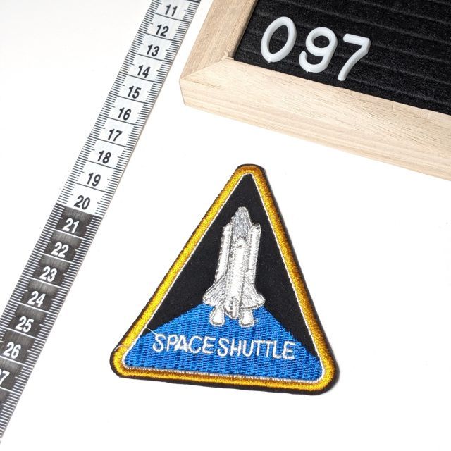 Patch 097 - Space Shuttle Triangle 9x10cm - Iron On