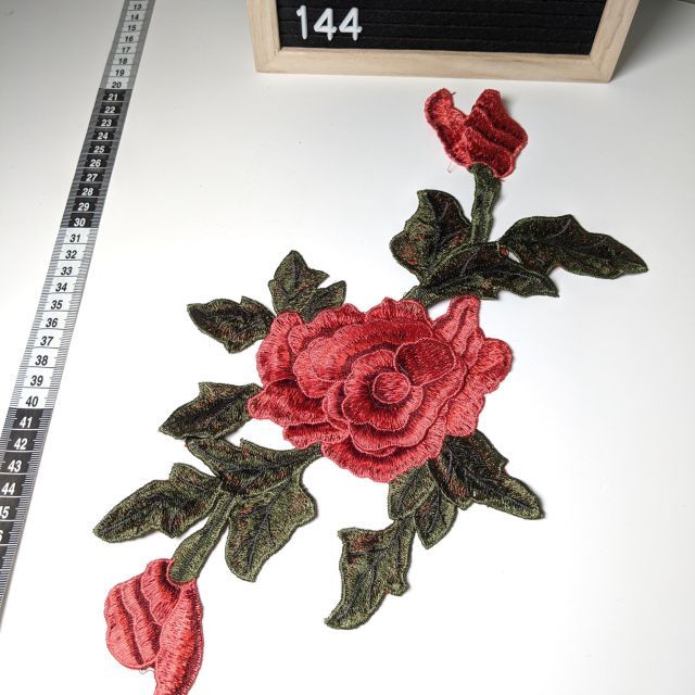 Patch 144 - 3D Red Rose Full 19 x 37cm - Sew on
