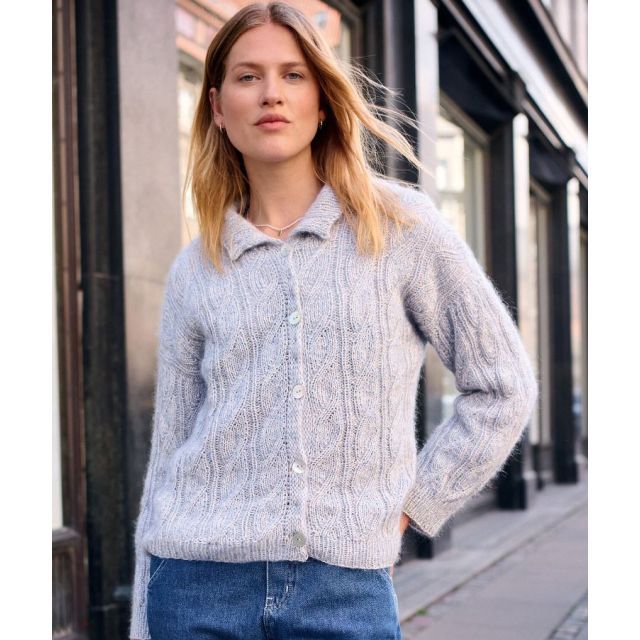 Cable Cardigan ECOPUNO & SILKHAIR Size 40/42 -  Knitting Pattern + Yarn Bundle by LANA GROSSA (Nordic Knits No.3 Design 23)