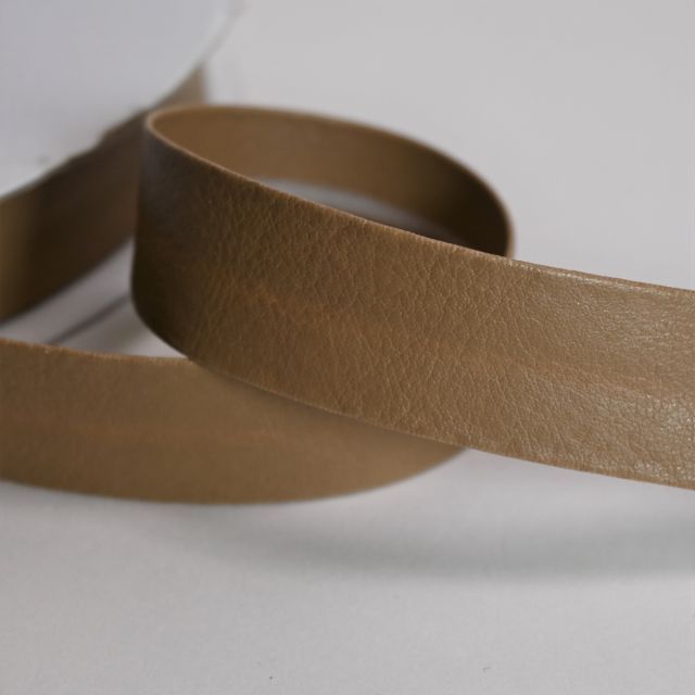 Faux Leather Bias Tape 20mm - Camel Col. 098