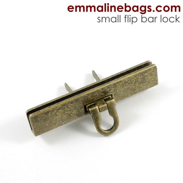 Small Bar Lock with Flip Closure - Antique Brass