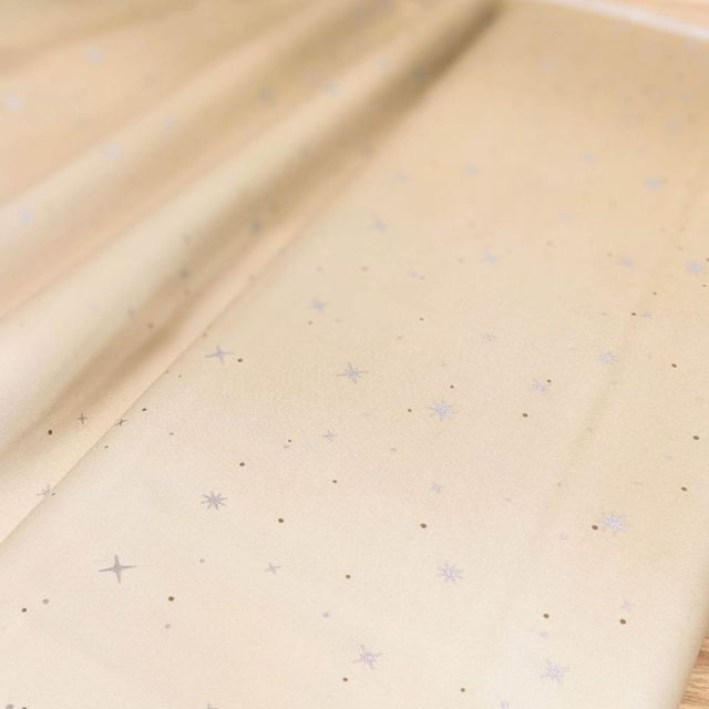 100% Cotton - Fairy Dust Sand (215) - Ombre with Silver Metallic Stars by Moda per 1/2m