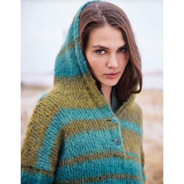 Hoodie GIGANTE Size 52-54 -  Knitting Pattern + Yarn Bundle by LANA GROSSA (Lookbook17 Design 11)