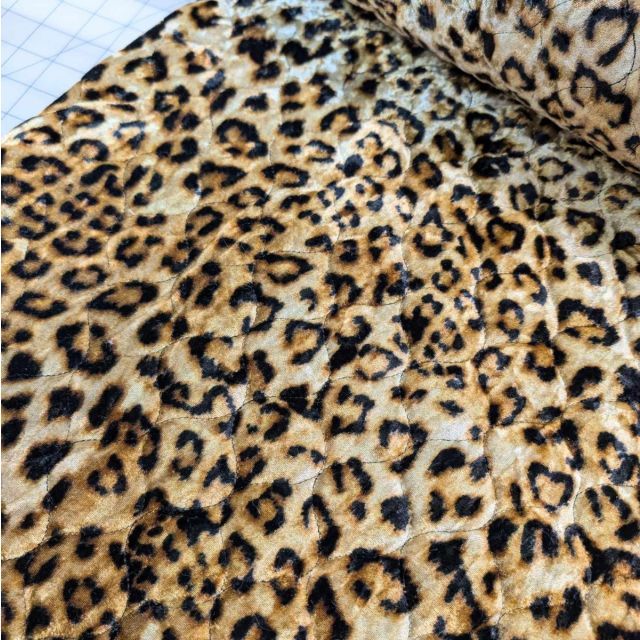 Quilted Velvet with Lining - Leopard