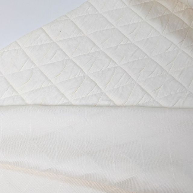 Triangle Quilted Knit - Doubleface - Cream White Col. 51