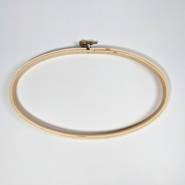 Oval Embroidery Hoop Wood -12.7 x 22.7 cm (5"x9")