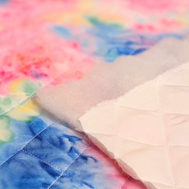 Quilted Jacket Fabric "Tie Dye" with solid white Nylon Lining and Padding