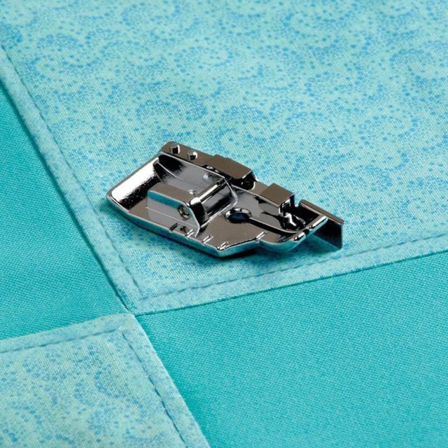 Baby Lock - Quilting Foot with Guide - ESG-QGF