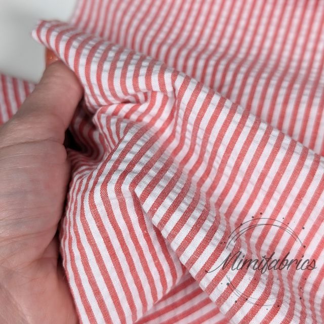 Seersucker with two-tone vertical stripes - Red and White