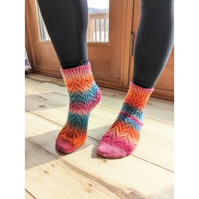 Countess Kick Up Your Heels Sock Yarn - Sunset - 100g