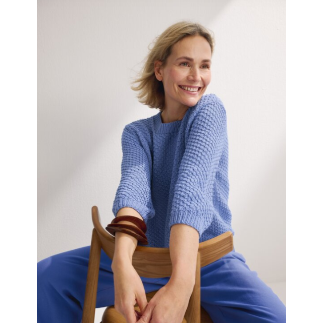 Bracelet Sleeve Sweater "Promessa" Size 44 - Knitting Pattern and Yarn Bundle by Lana Grossa (Classici 28 Design 19)