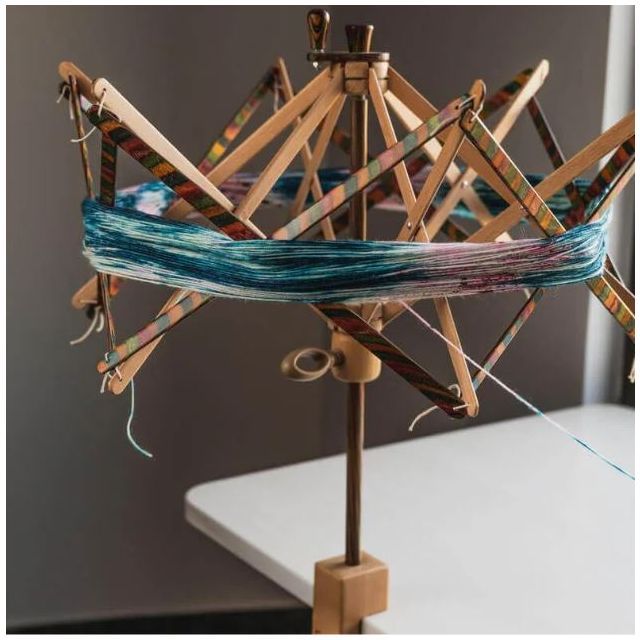 Signature Yarn Swift by Knit Pro