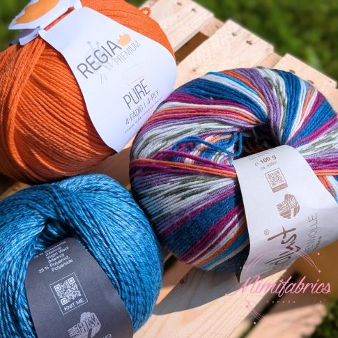 Summer Sock Knitting Bundle 2025 (Bright Colors)