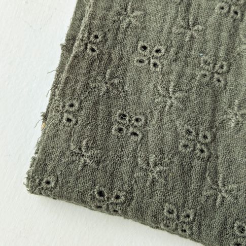 BOLT END - 140 CM - Double Gauze with flower embroidery - Khaki